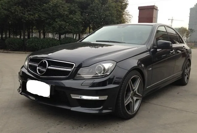 W204 Mercedes Wald