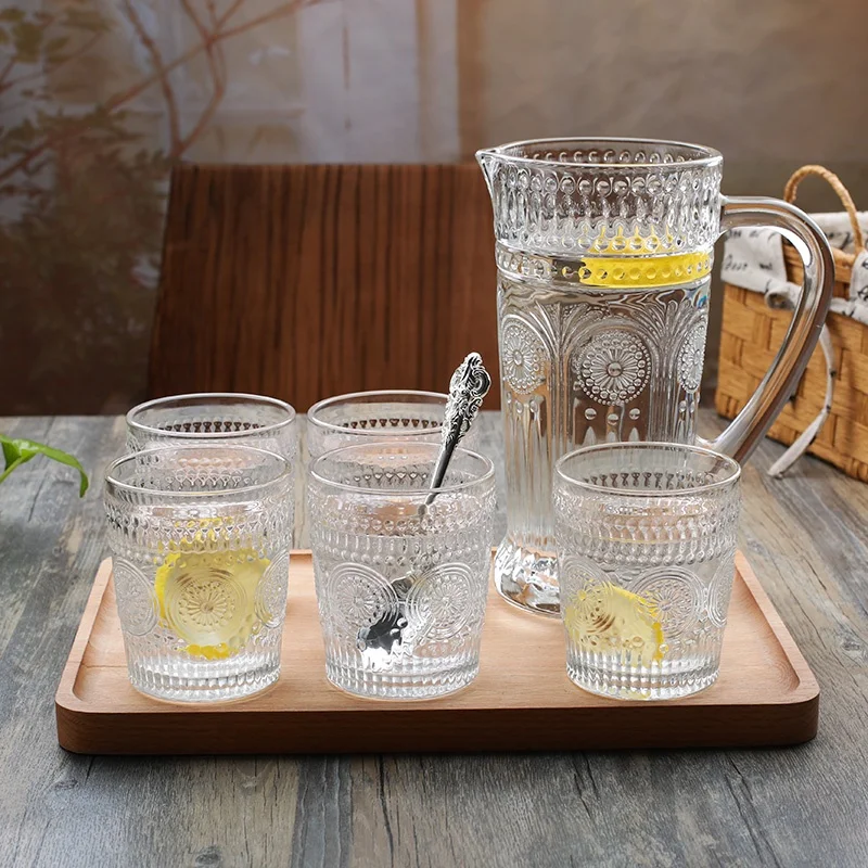 

Retro European Style Embossed Engrave Relief Clear Glassware Drinking Set Glass Water Cup