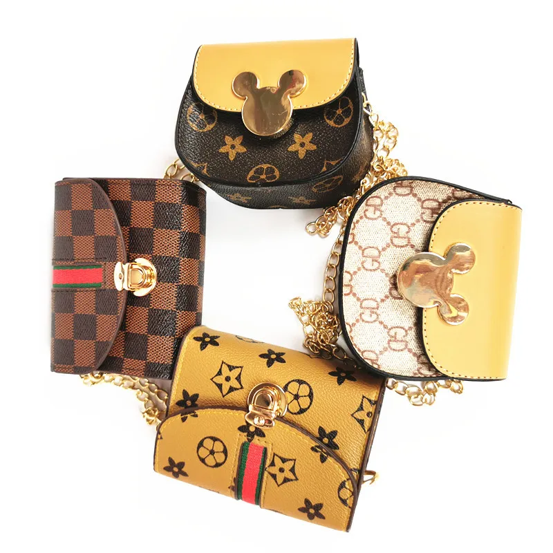 

New Chain Pet Bag Fashion Collocation Transfiguration Photo Artifact Pet Supplies Wholesale