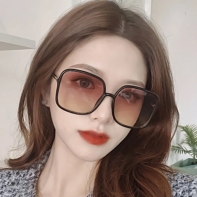 

Wholesale fashion brand designer oversized big frame shades clear-lens eyewear female glasses square sunglasses women