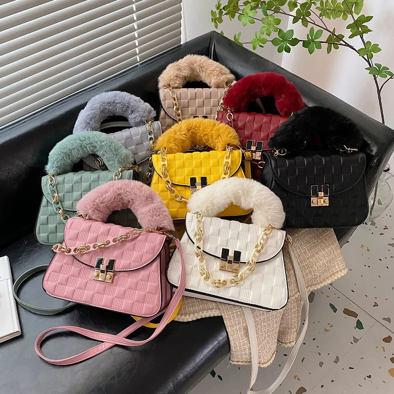

2022 fall pluff handle Fashion ladies hand bags winter women faux fur shoulder crossbody chain purses and handbags