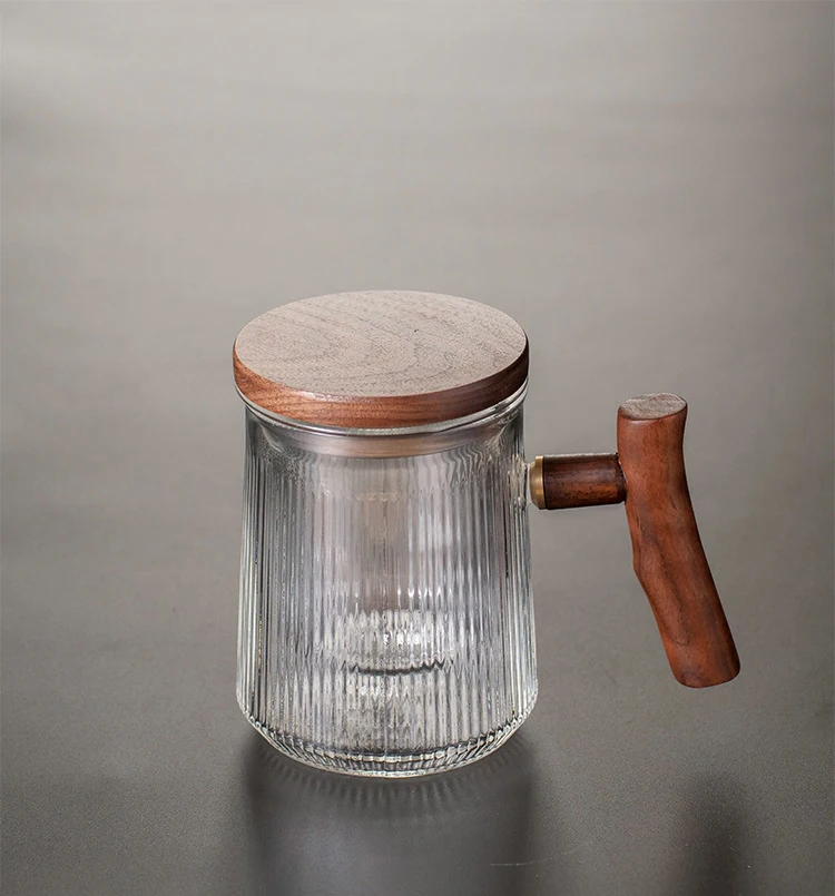 

Hot sale wooden handle glass tea cup with infuser and lid, As the picture show