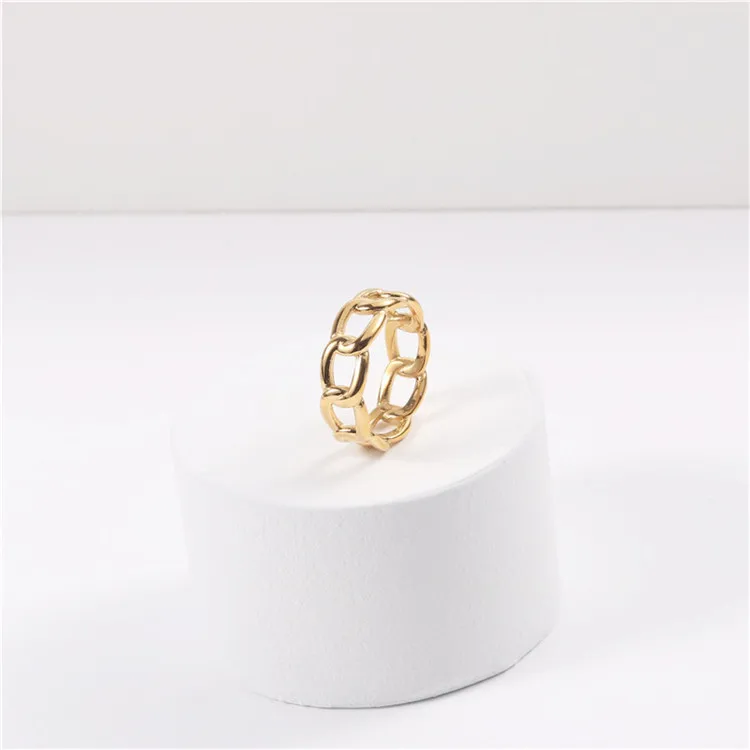 

Korean Fashion Female 18K Gold Exaggerated Temperament Personality Trendy Rings Fashion Ring, Picture shows