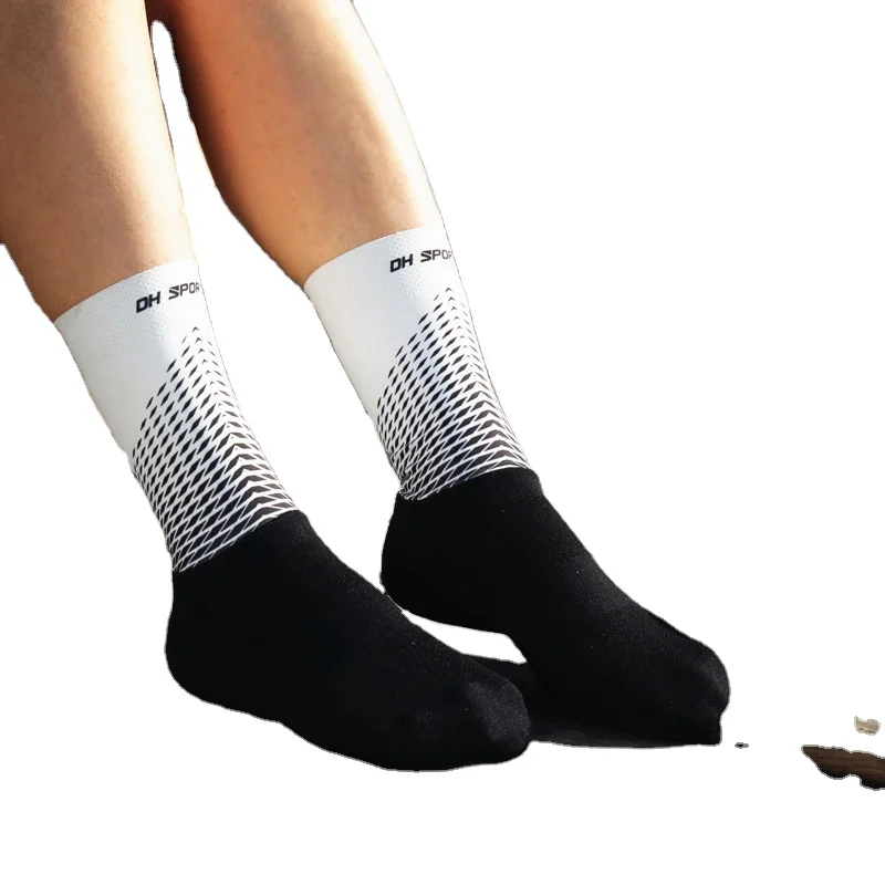 

OEM High Quality Quick Dry Breathable Professional Custom Logo Nylon Cycling Socks