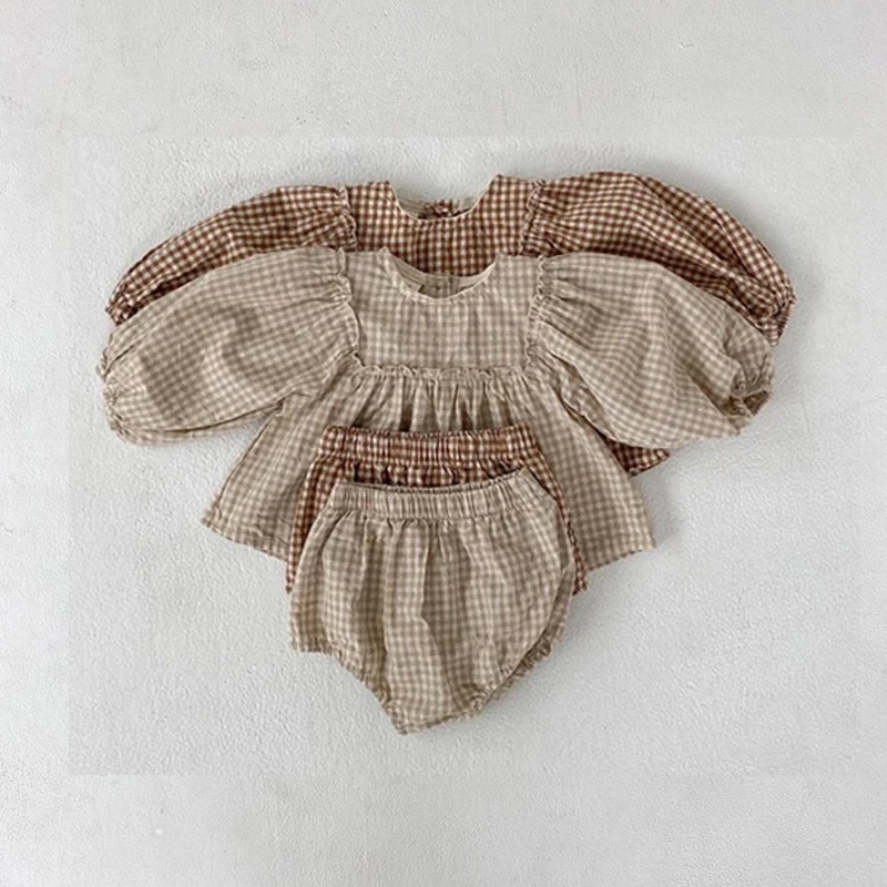 

baby girls clothes little plaid infant girls clothes set puff sleeve blouse and bloomer 2 pcs toddler girls suit, Picture