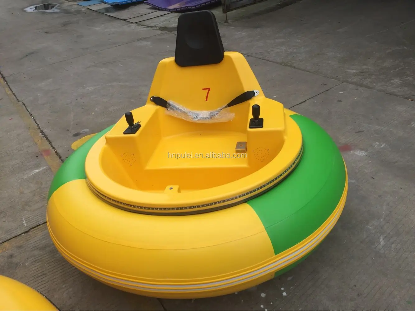 adult bumper cars (6).jpg