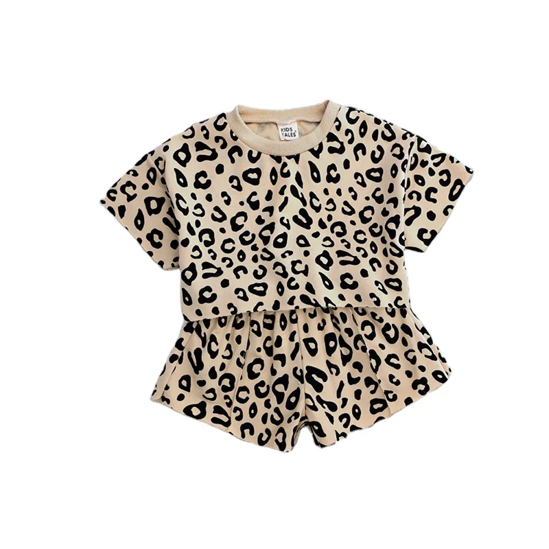 

2021 summer new children's short sleeve shorts fashion clothes baby leopard two piece set Children Girls' Clothing sets, Pic shows