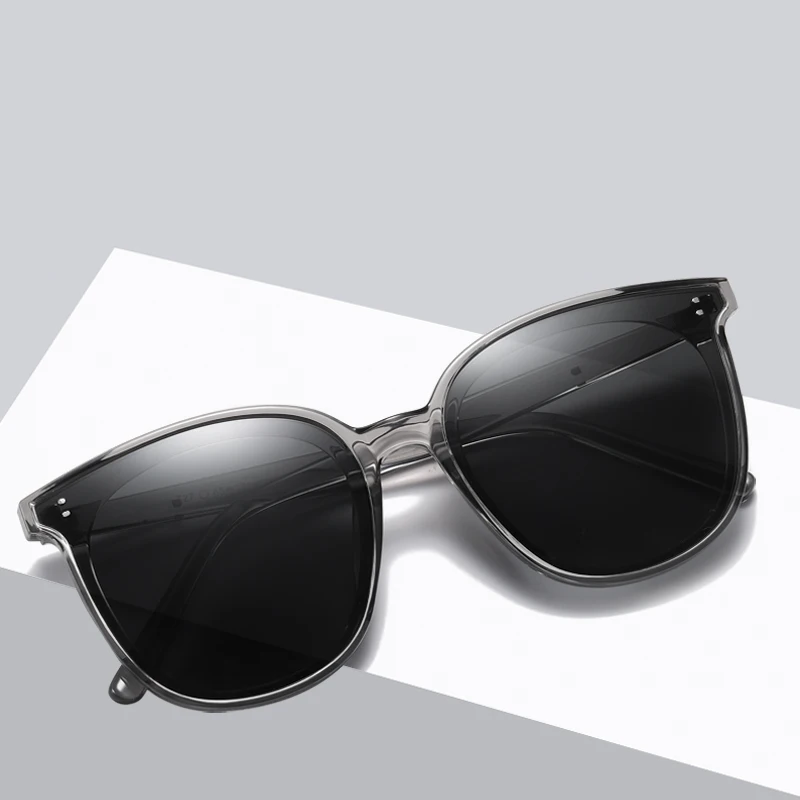 

2020 new design sunglasses Neutral PC fashion sunglasses