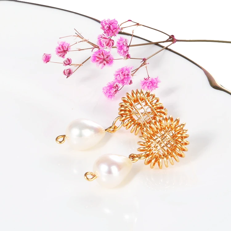 

Xuqian popular design handmade freshwater pearl stud earrings pearl gold hoop earrings