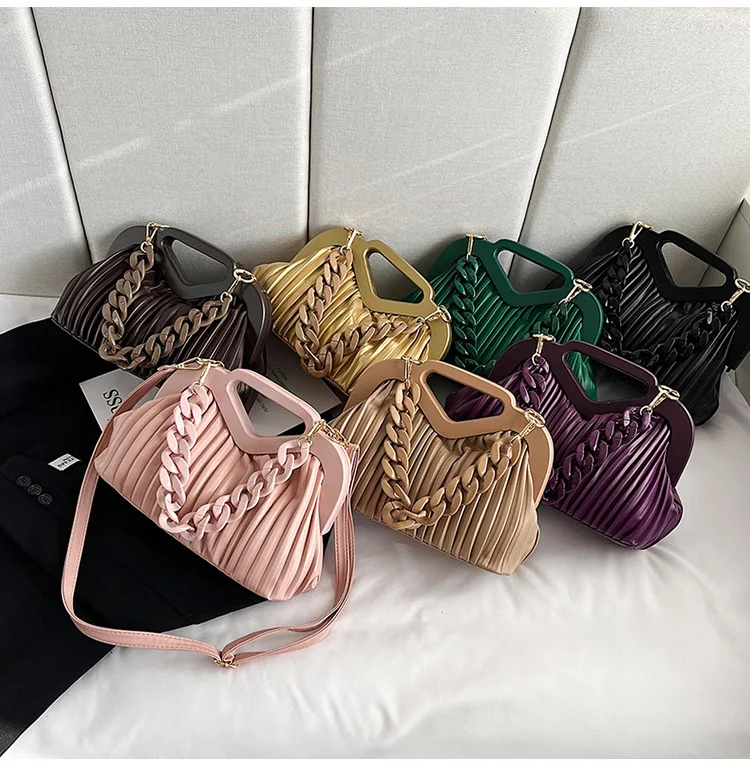 

Epsilon Dropshipping Shopify Top Seller Latest Ladies Acrylic Chain Cloud Clutch Handbag Vintage Popular Purses and Handbag