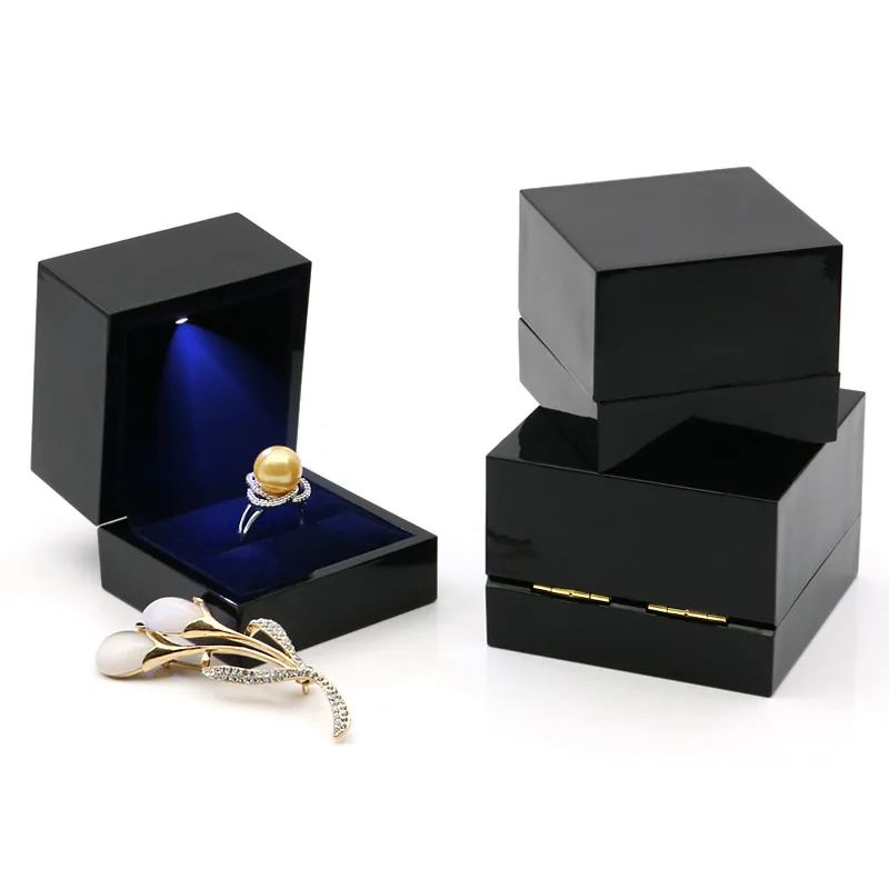 

Smooth Solid Wooden Jewelry Packaging Box Ornaments Gift Case With Led Light