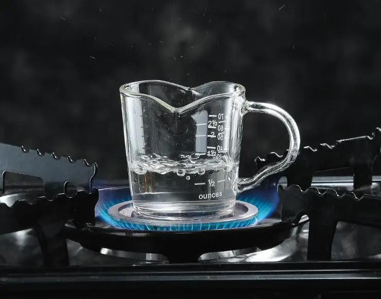 double spout milk glass / 70ml measuring glass cup