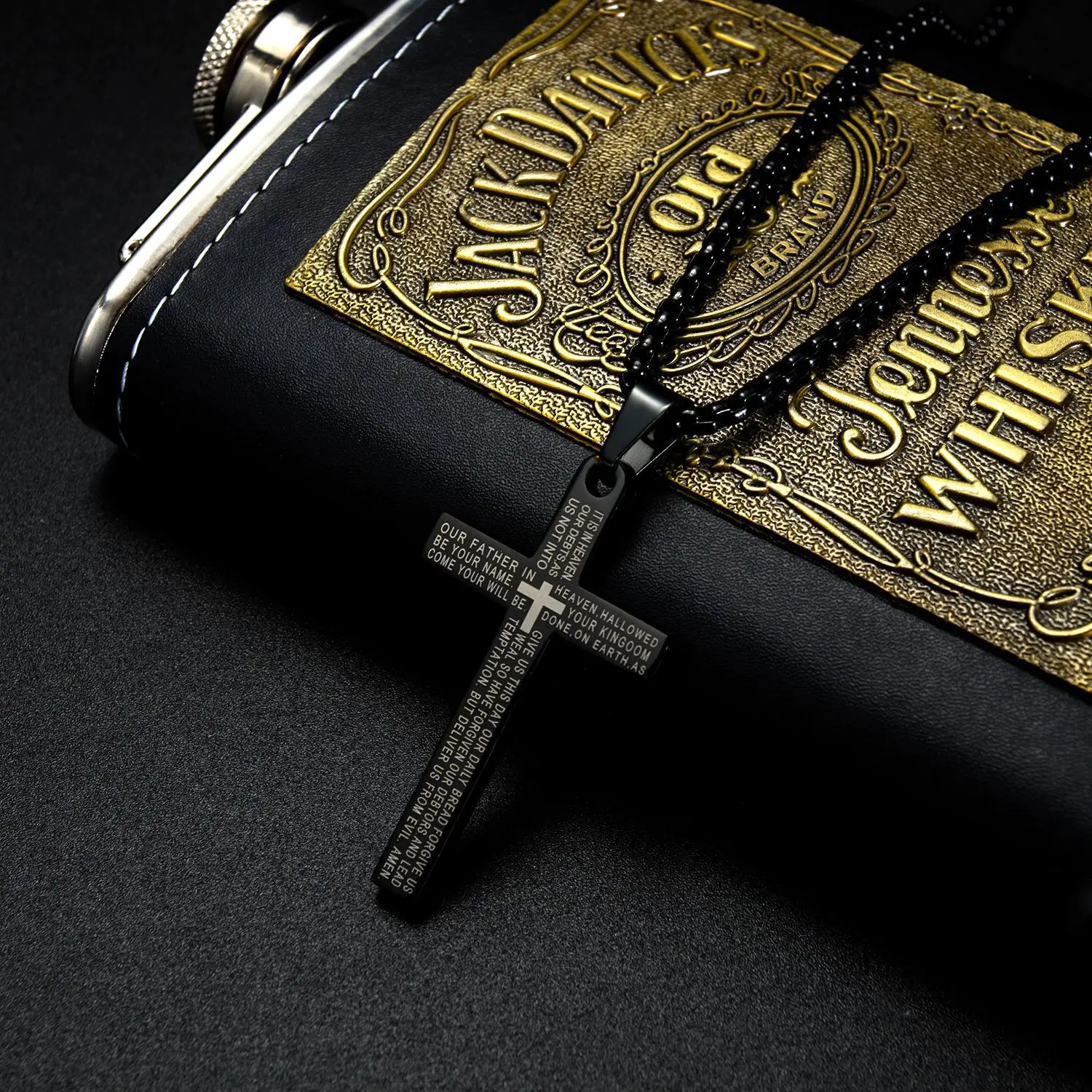 

Hip Hop Stainless Steel Custom Engrave Bible Scripture Men Jesus Cross Necklace Pendant For Men Jewelry