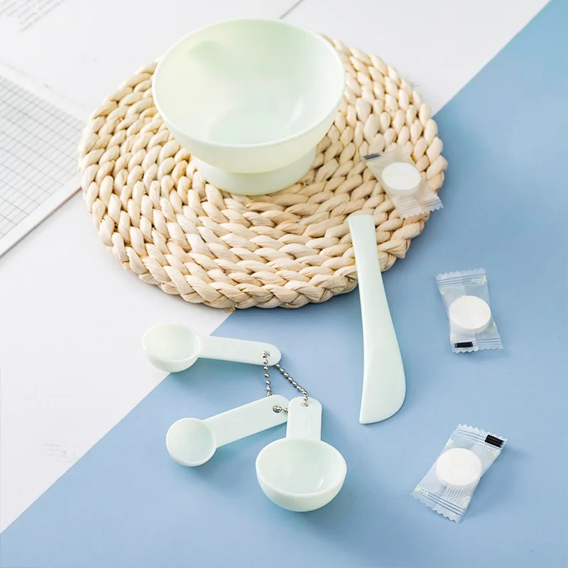 

Wholesale PP Four-piece Mask Bowl Set Skin Care Tools DIY Face Mask Brush Mask Set, Pink green