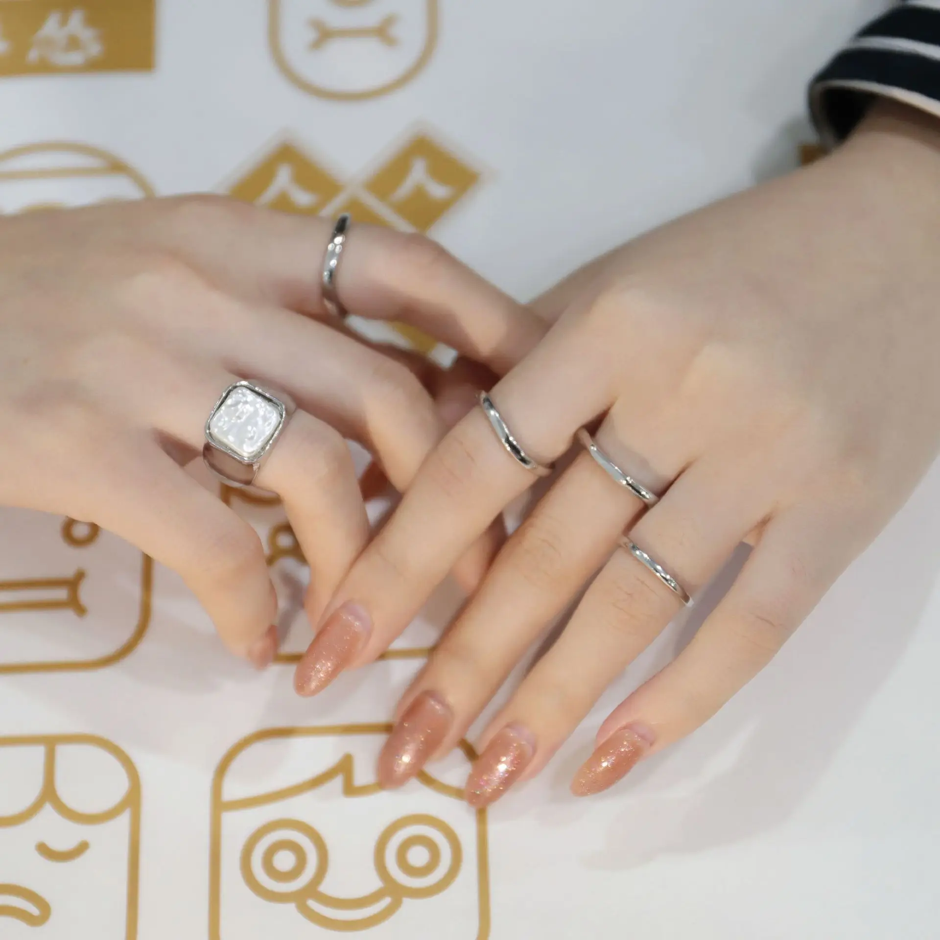 

5PCS Retro Chic Design 18k Gold Plated Geometric Square Acrylic Rings Minimalist Irregular Rings Set