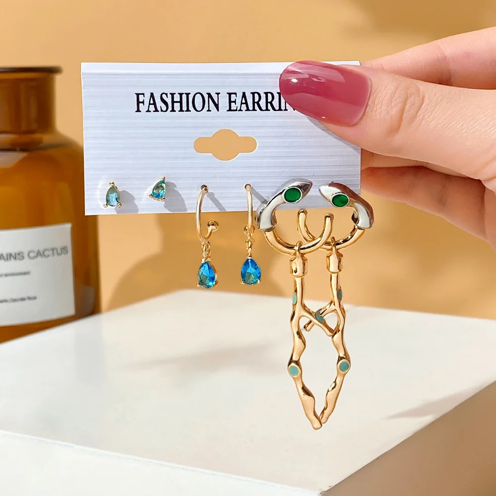 

Fashion Snake Drop Earrings Set Inlaid Diamond For Women Spring Summer Earrings