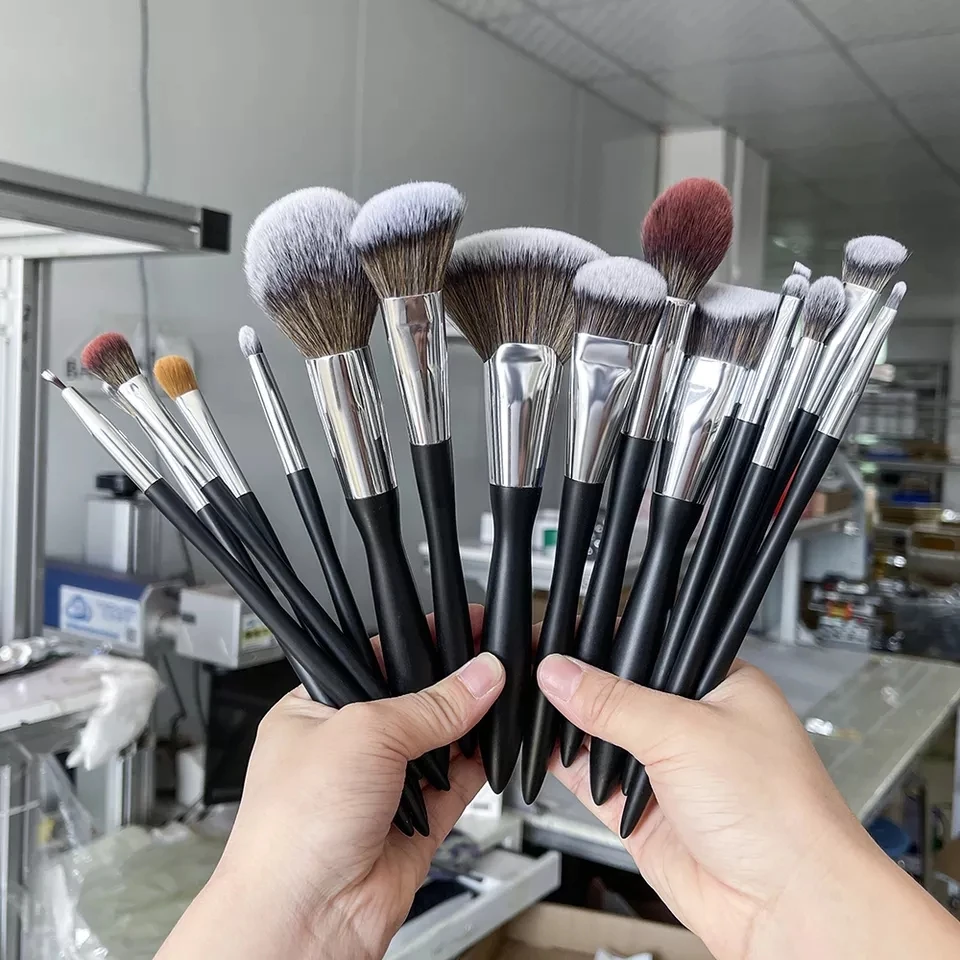 

HMU 2023 New Unique Your Own Brand 16pcs Makeup Brush Personalizadas Set De Profesional Brochas De Maquillaje Cosmetic Brush Set
