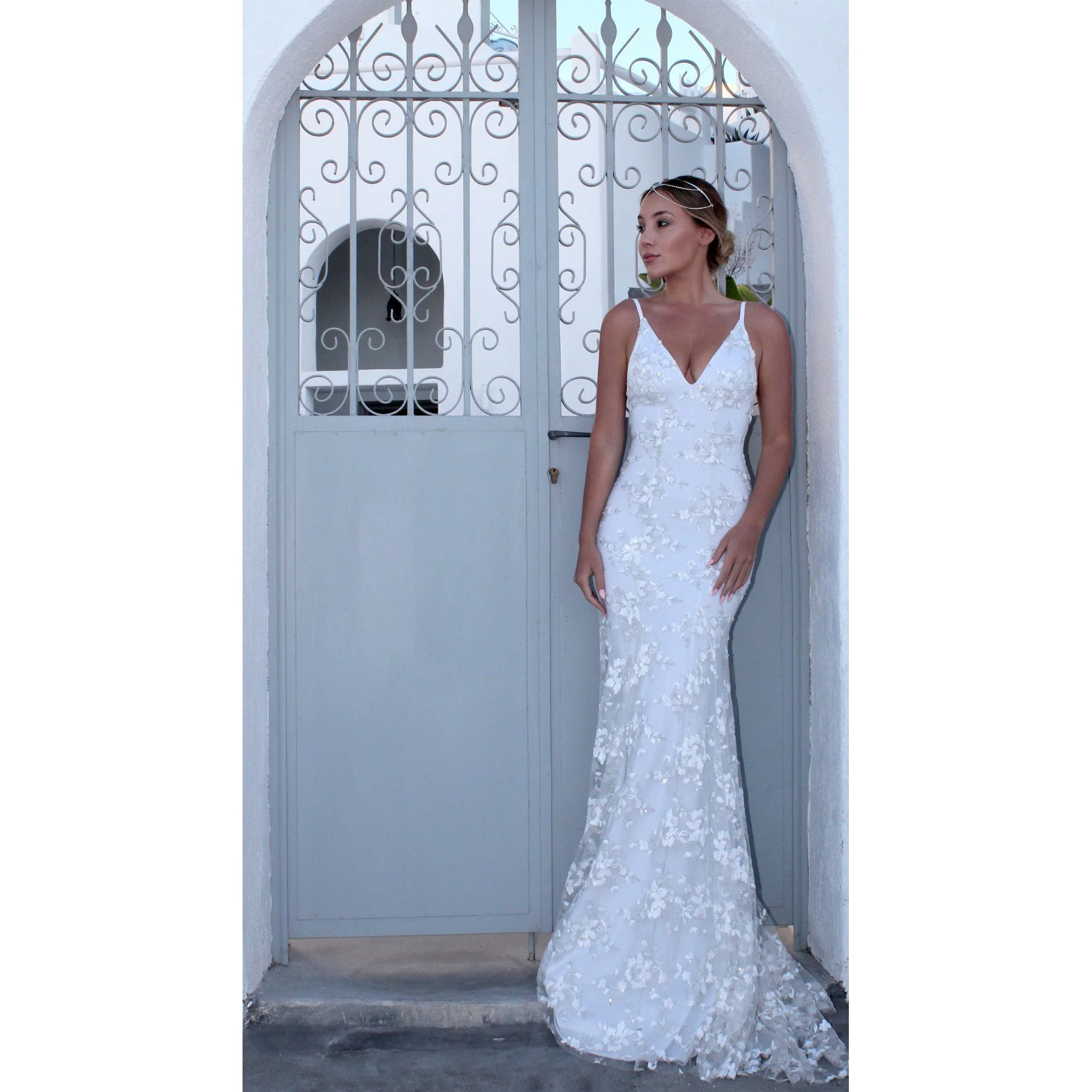 

Gauze Embroidered Backless Lace Up Gown Fishtail Wedding Dress, White
