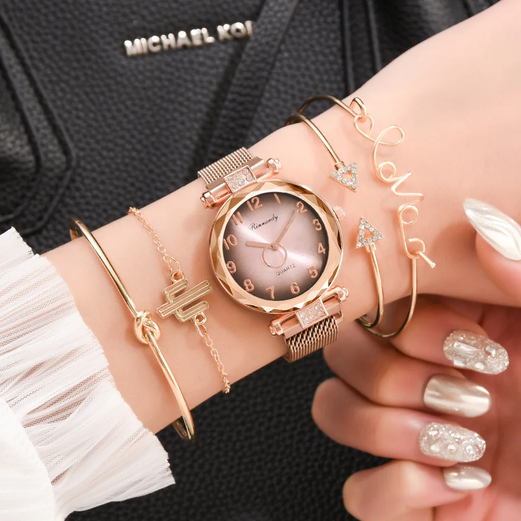 

2021 wholesale custom your brand fashion quartz luxury women Wristwatch bracelet Watches set for ladies