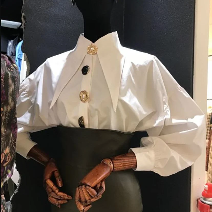 

2021 Spring New Casual Long-sleeve Plus Size Tops Women White Shirt Pointed Collar Flower Button Retro Blouse Trendy Tops