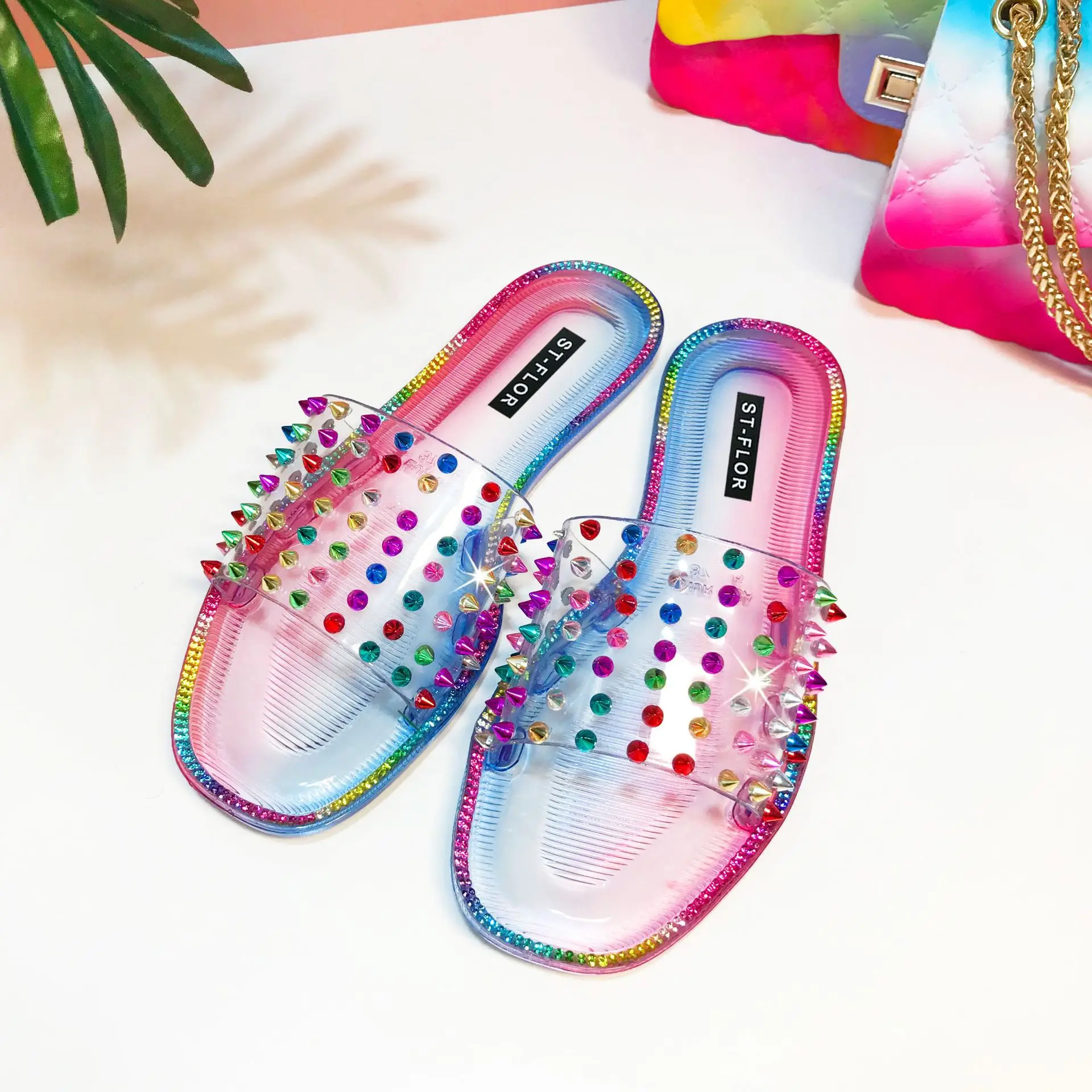 

JANHE Summer tendencias Ladies 2021 tong femme Rainbow Clear Rivet Jelly Rubber Silcone Shoes Women Flat Beach slide slippers, As pictures