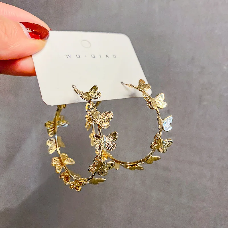 

Barlaycs 2021 Fashiona Designer CC Gold Hoop Butterfly Korean Statement Gold Plated Hoop Earrings for Women Jewelry Gift