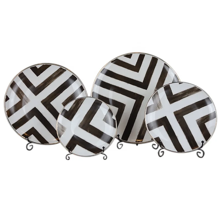 

Luxurious Bone China Stripe Tableware Set Ceramic Western Hotel Household Black Dinnerware Set