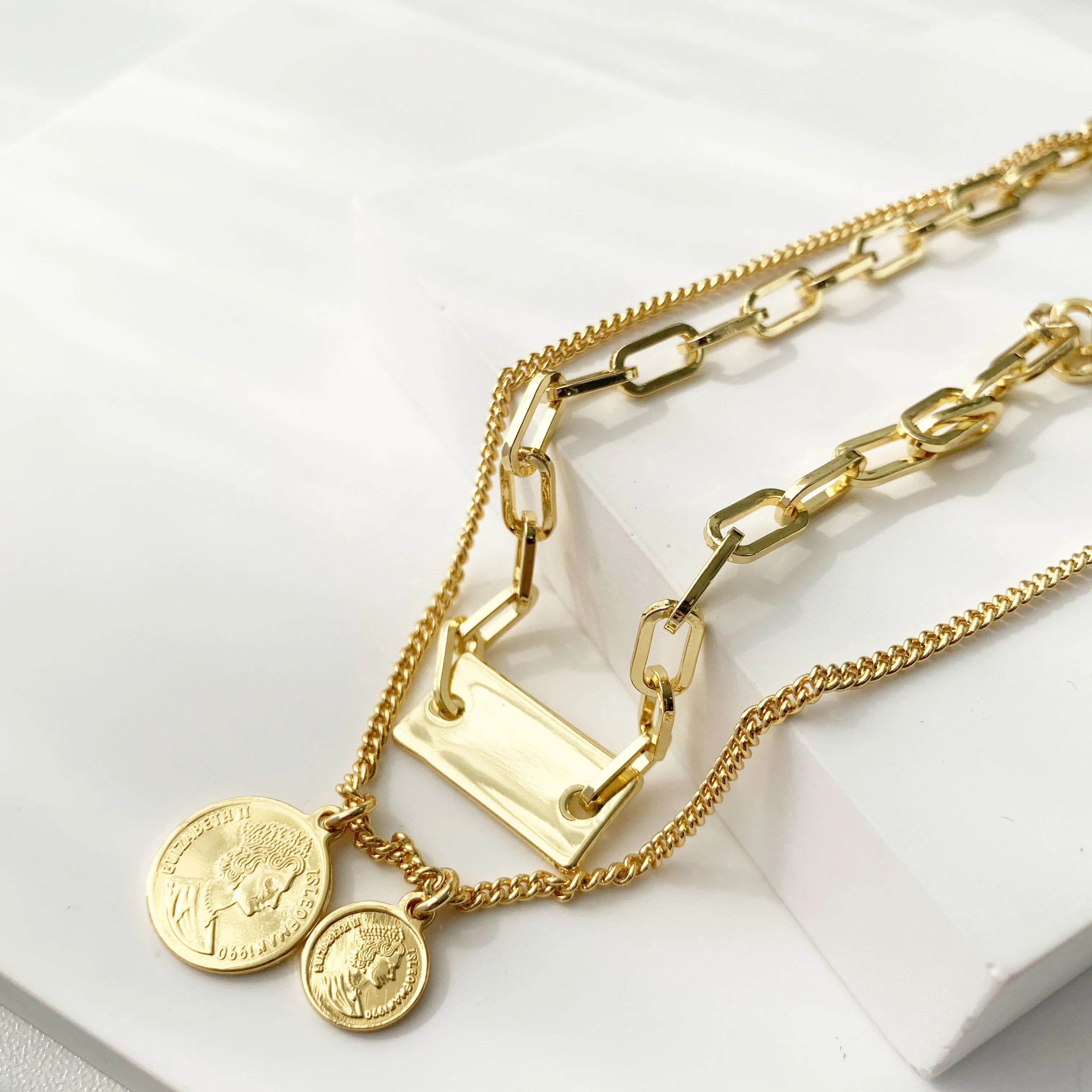 

EICO 2021 new fashion women men double portrait gold chain chain necklace multi-layer gold necklace