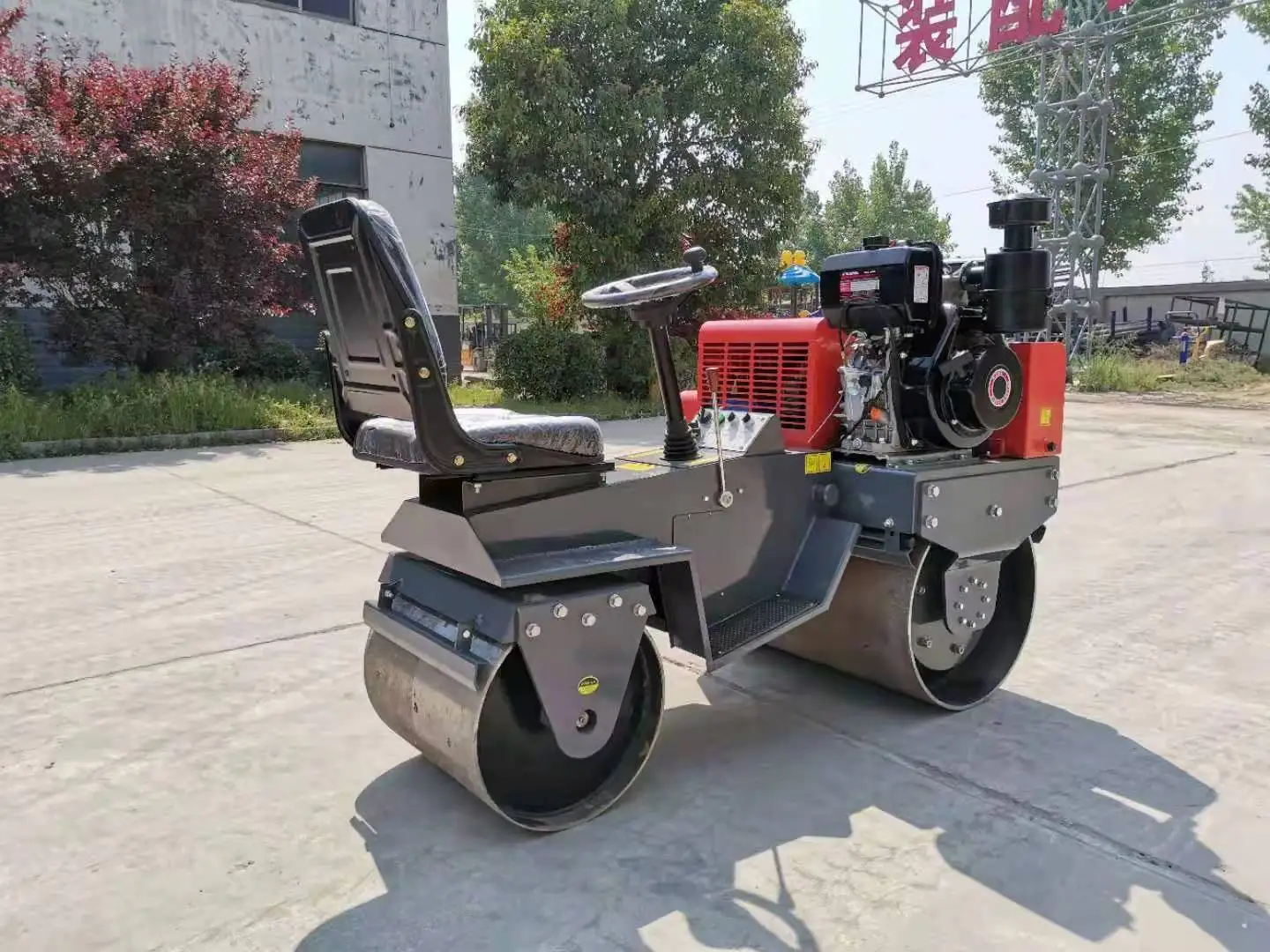 SVH70 VibraRoad Roller