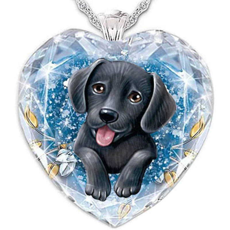 

2021 fashion new exquisite personality girl gift animal resin crystal pendant