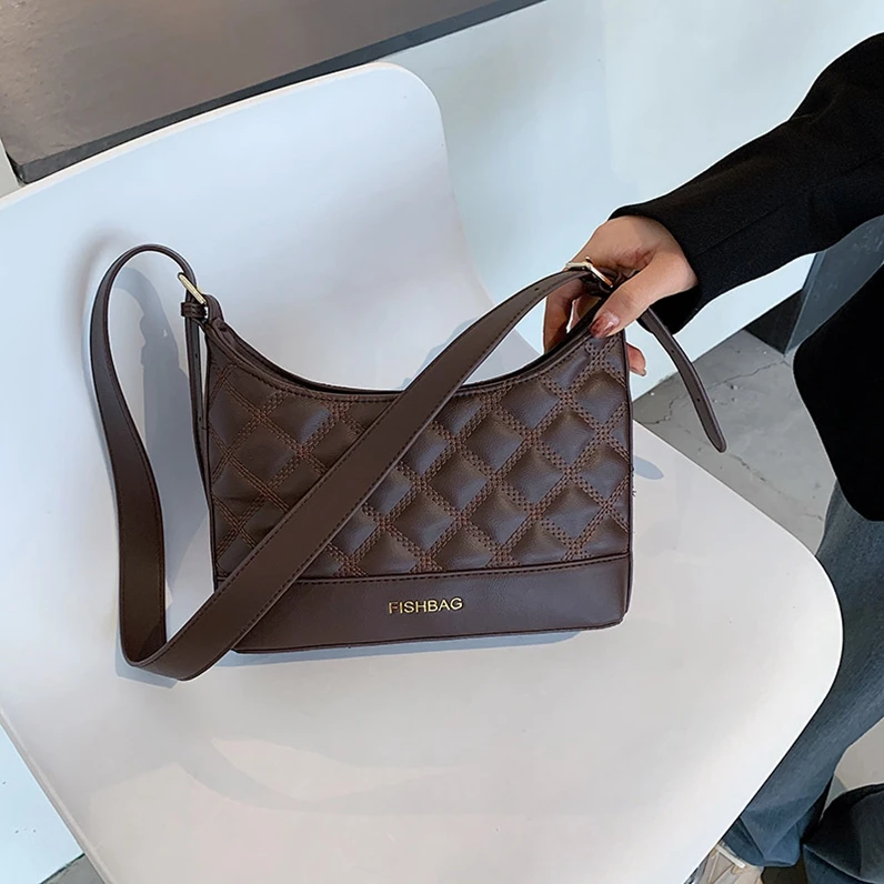 

XP1153 retro armpit bag fashion wild shoulder messenger bag