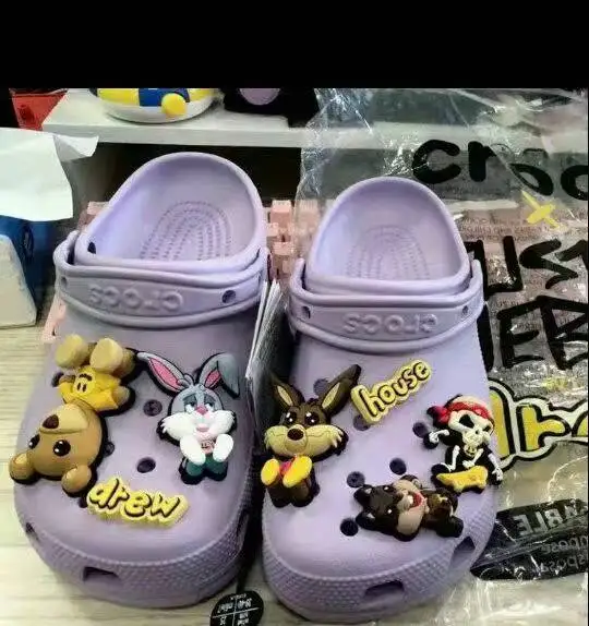 

High-class new Design breathable with stickers garden shoes for garden Shoes