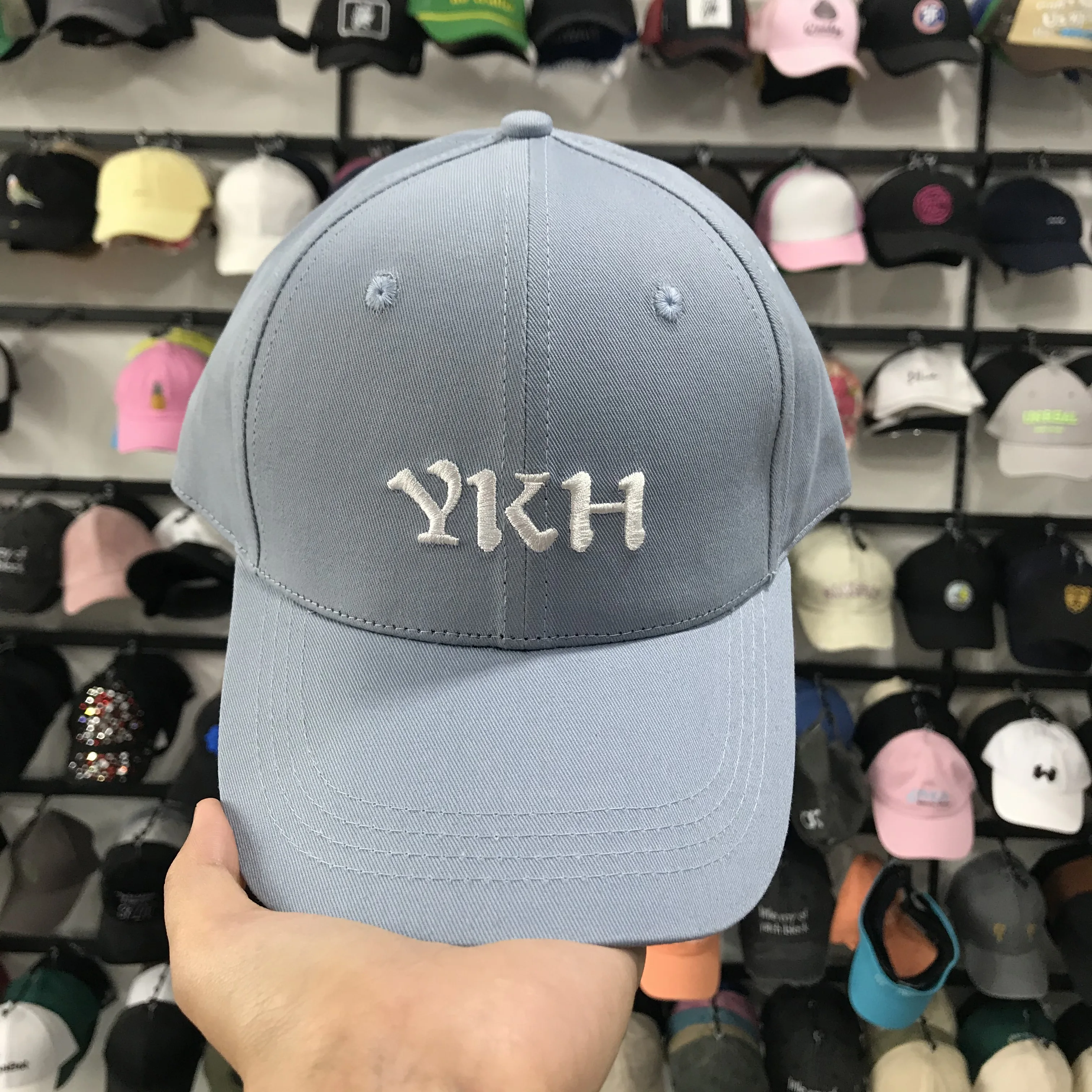 

Wholesale Custom 6 Panel Logo sports caps Embroidered Dad Hat Performance Sports Baseball Cap