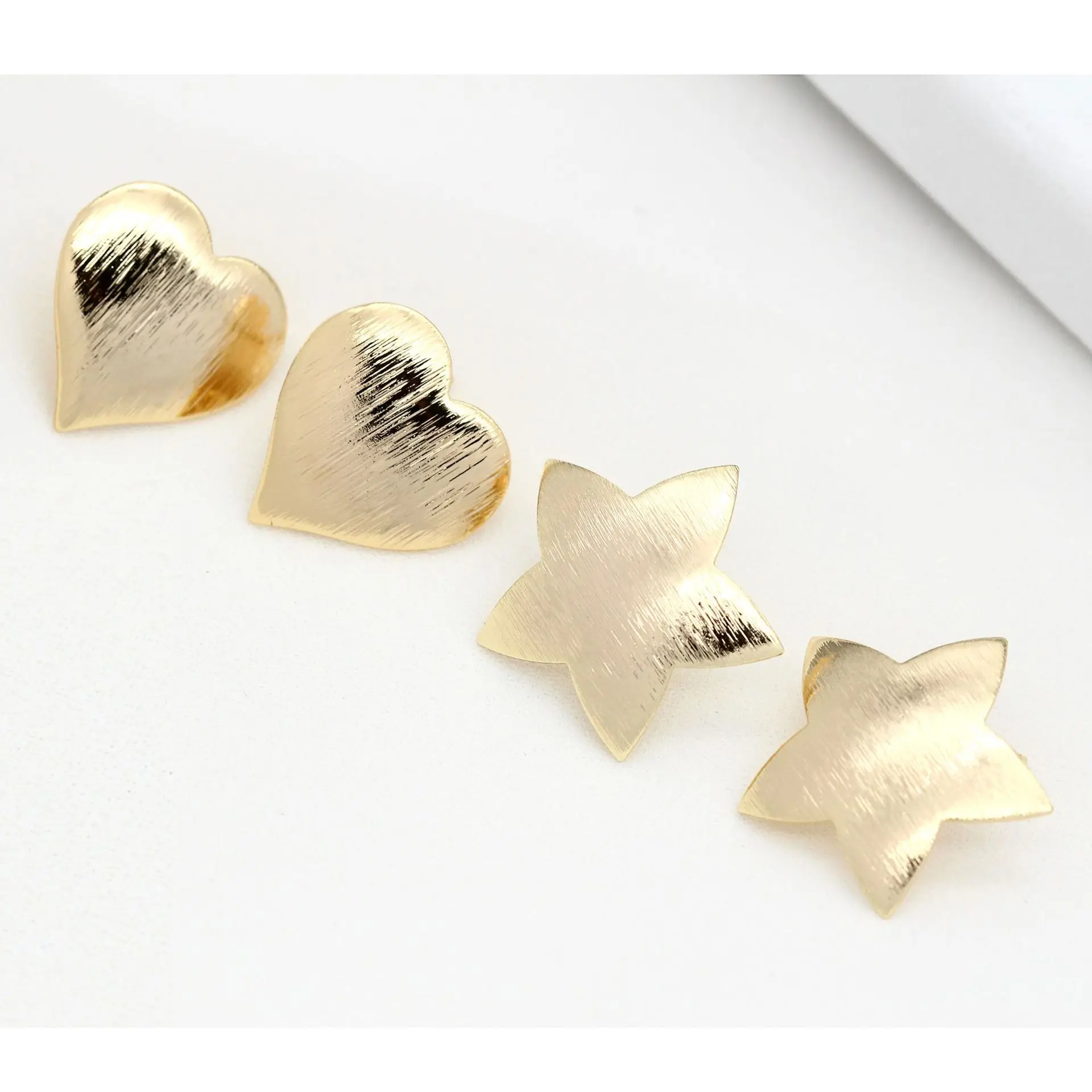 

Fashion Style 14K Gold Plated Star Heart Shape Stud Earring