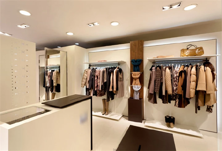 高端零售品牌服装店室内设计