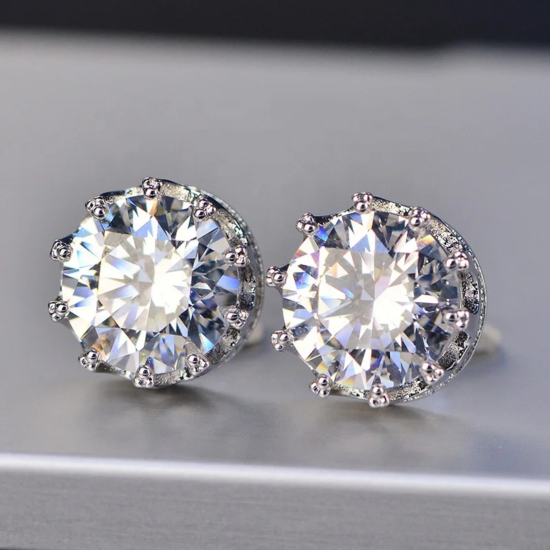 

Luxury White Zircon Stud Earrings For Women Fashion Gold Earrings For Ladies Silver Color Jewelry Accessories Wholesale, Picture shows