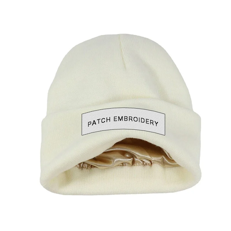 Wholesale Unisex Argyle Image Design Knit Beanie Hat Multi-Color Satin Silk Lined Winter Custom Logo for Beach Business Travel