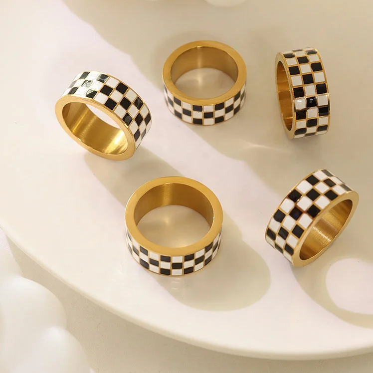 

New Vintage Chunky Stainless Steel Grid Ring Women Waterproof 18K Gold Plated Enamel Black and White Grid Checkerboard Rings