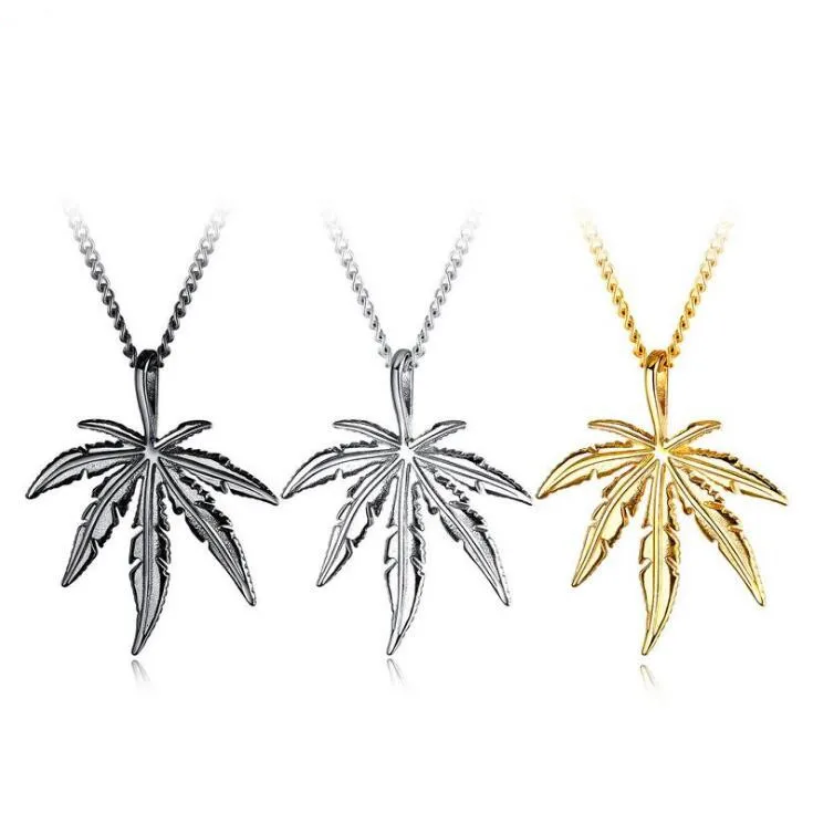 

2020 Natural Vivid Great Initial Life Goddess Maple Leaf Plant Necklace