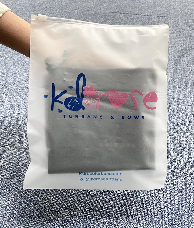 

Customized Clear Frosted Plastic Packaging Slider Zipper Pouches For Swimwear Clothing Hair extension Ziploc Bag With Logo