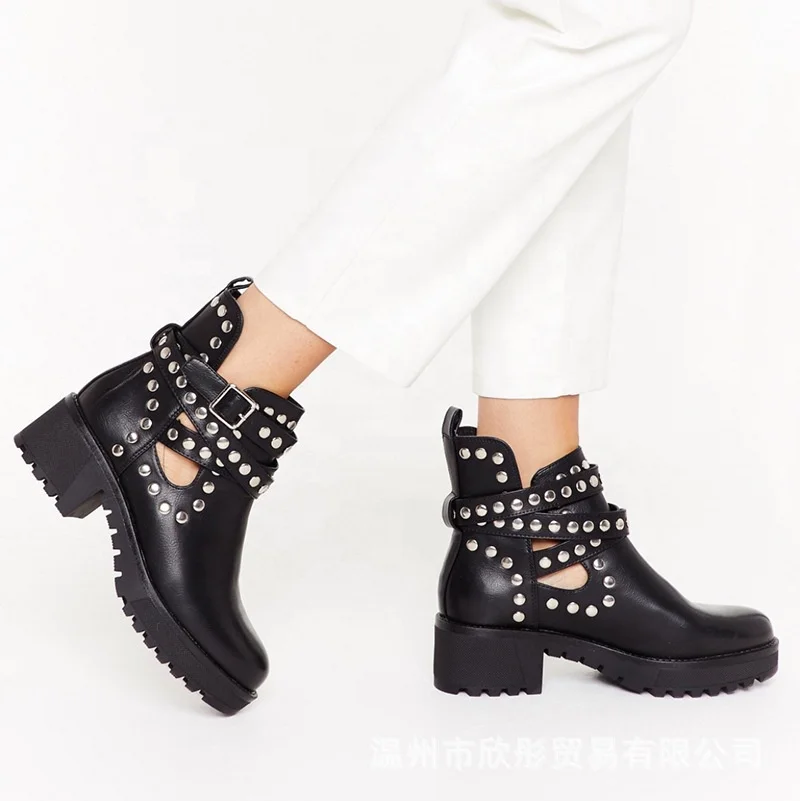 

Winter Fashion Hollow Out Platform Thick Heel Round Head Knight Rivet Boots