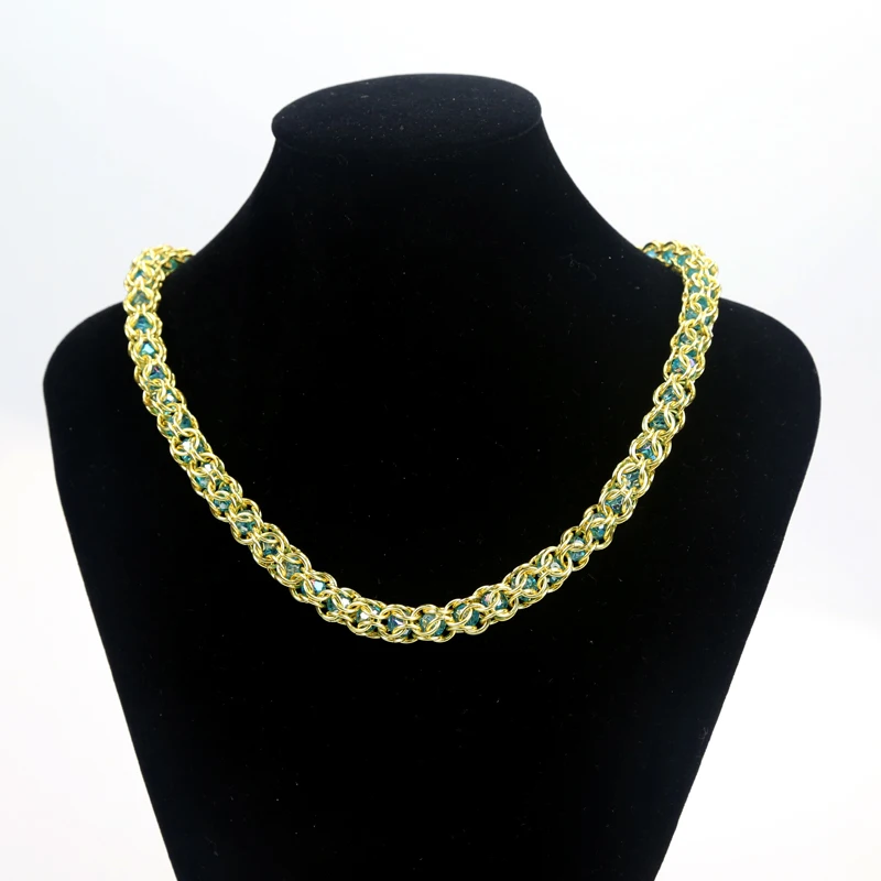 

Private Custom Handmade Supplier Of Various Ladies Popular Round Chainmail Jewelry Gold Necklace ChainMaille