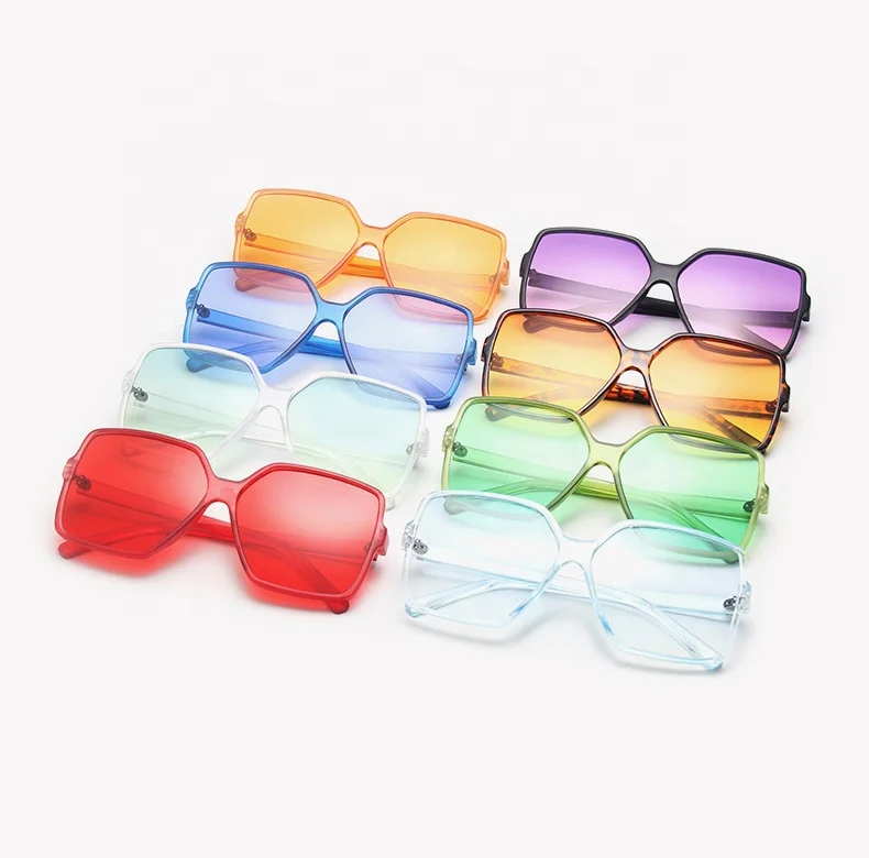 

2021 Latest womens designer trendy oversized square ladies sunglasses sun glasses