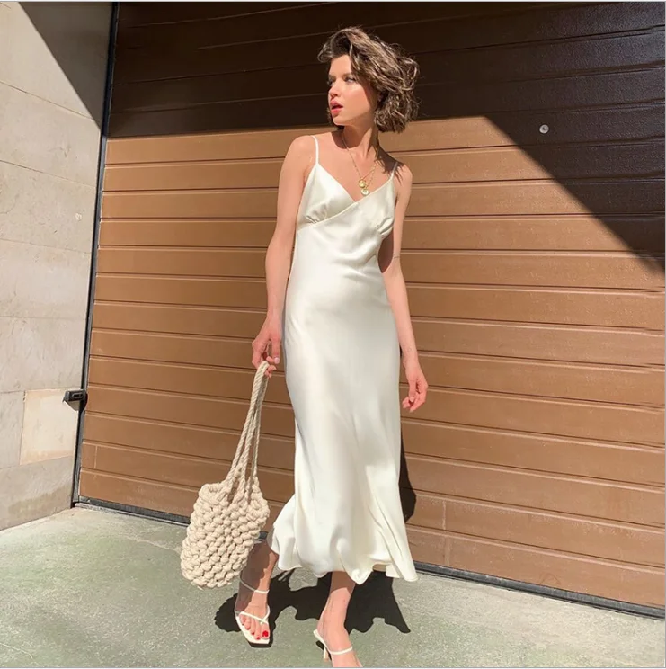 

Hot selling sexy party dress Satin slim body shaping sling v neck silk dress