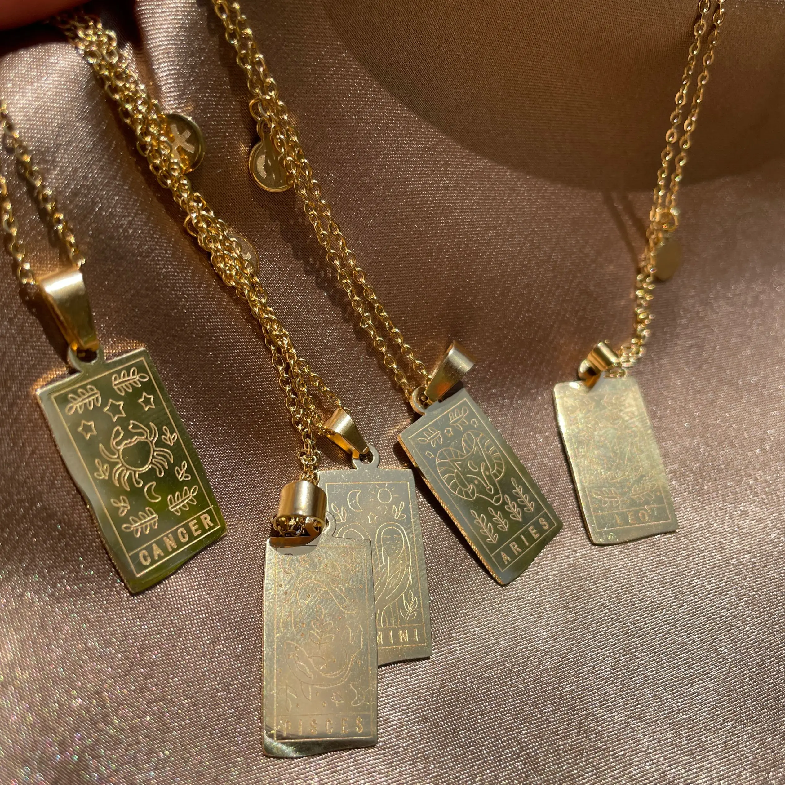 

New stylish hip hop personal engraved letter 18k gold stainless steel necklace 12 constellation necklace