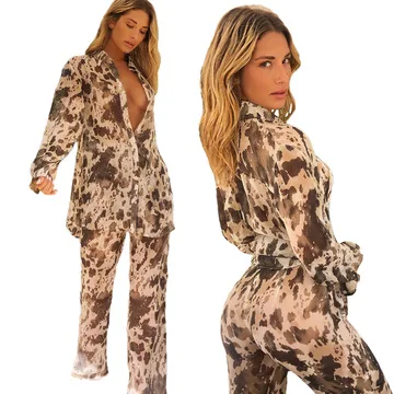 

2021 women's new long-sleeved pantsuit button-down jacket camouflage print fall collection