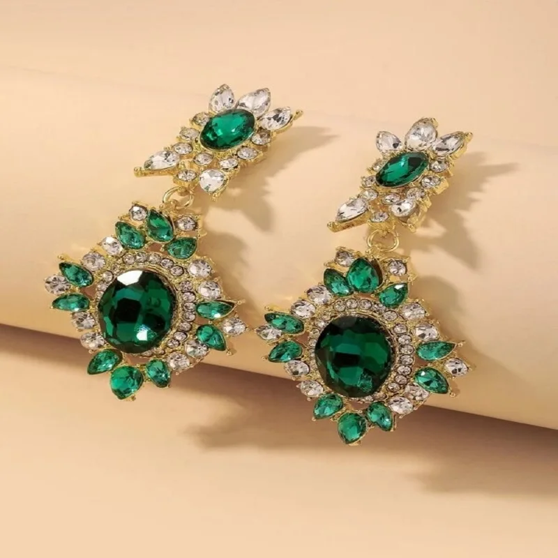 

Fashion Green Crystal Stone Glass Jewelry Earrings Trendy