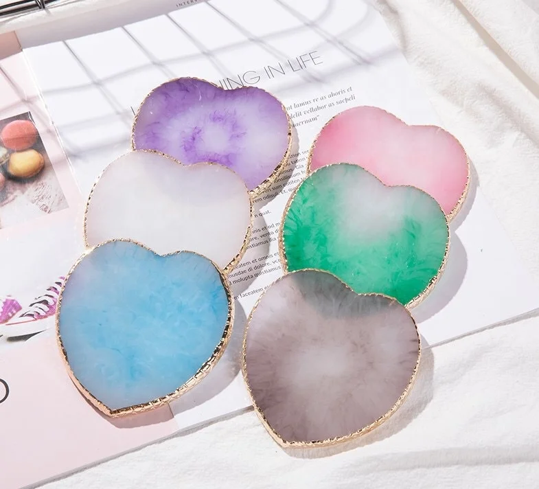 

Amazon Hot Selling Crystal Resin Heart Shape Painting Tray Nail Palette Rhinestone Resin Tray Nail Art Manicure Tools, Pink,blue,purple,white,green,grey