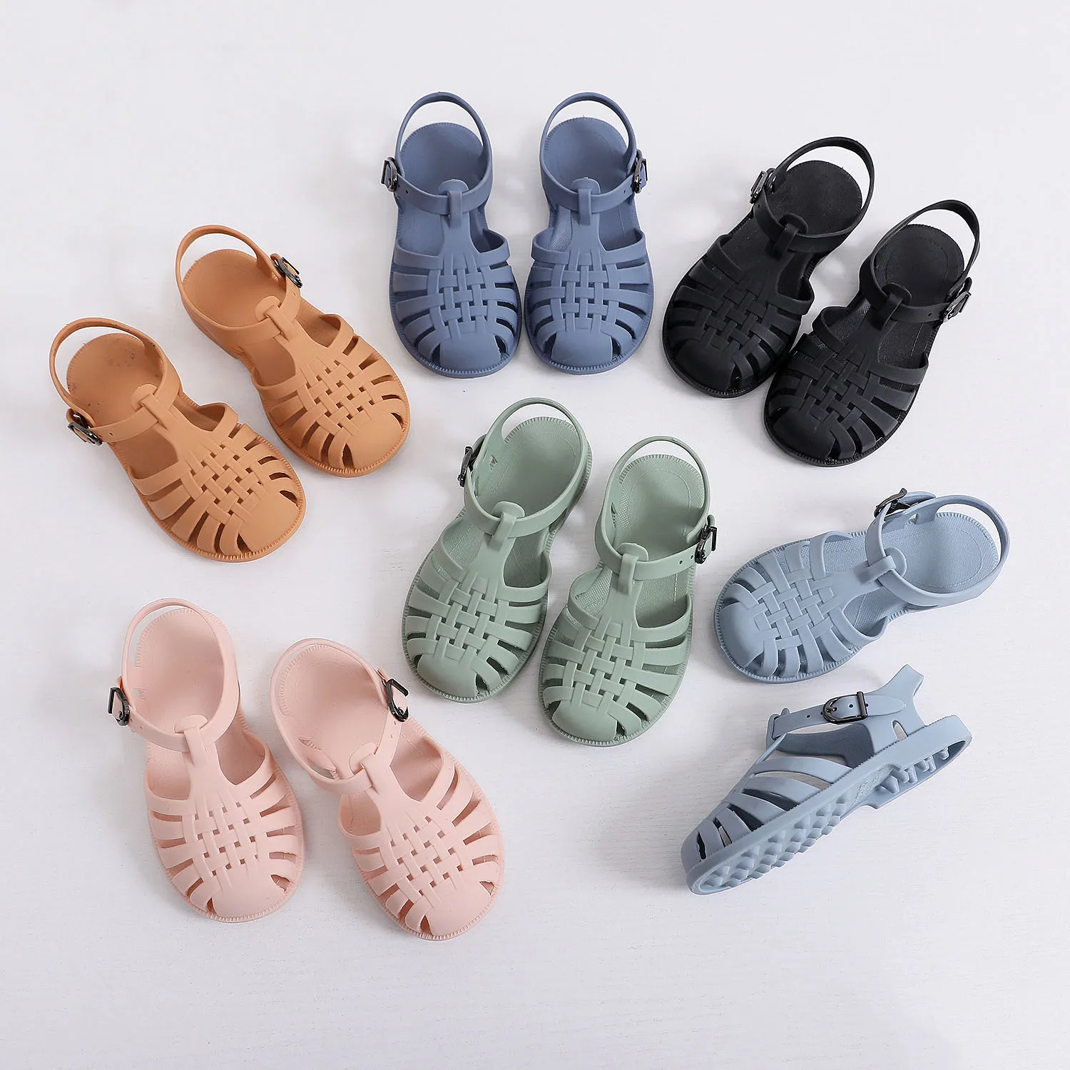 

2022 New Summer Toddler Girls Tpu Non-Slip Flat Jelly Sandals Sandalia Children's Soft Bottom Baby Kids Sandals Jelly Shoes, Navy blue/pink/brown/light green