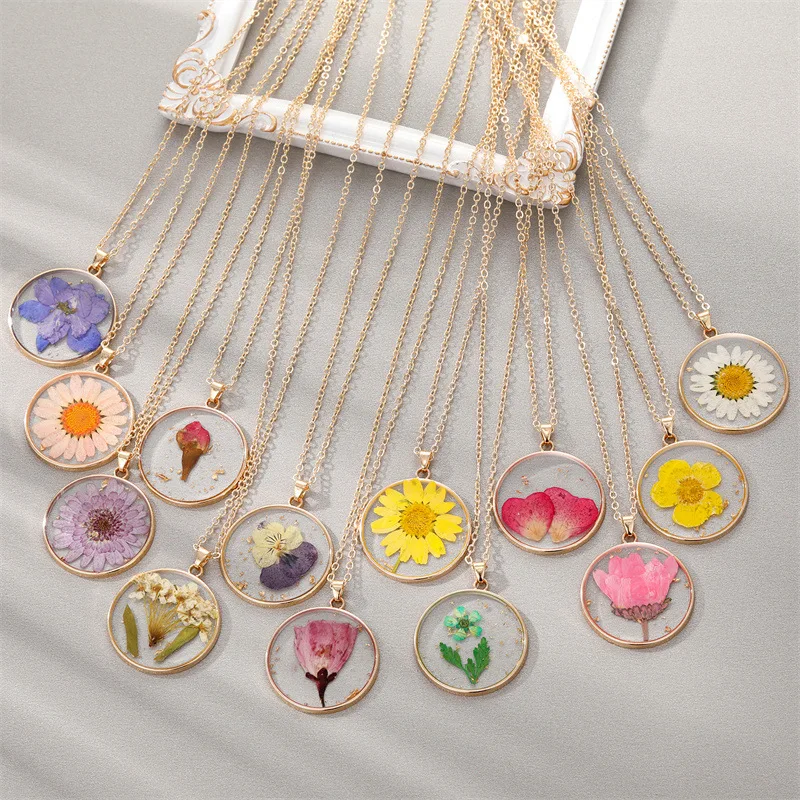 

12 Birthday Colorful Flowers Necklace Clear Resin Dry Flower Daisy Rose Flower Necklace For Gift